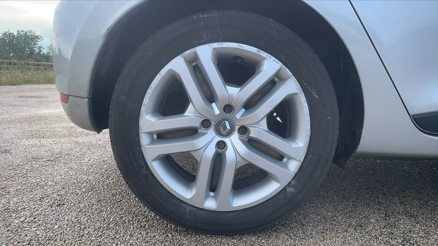 Renault Clio - Photo 16
