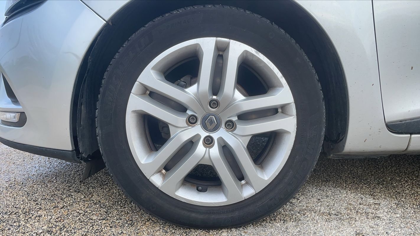 Renault Clio - Photo 18