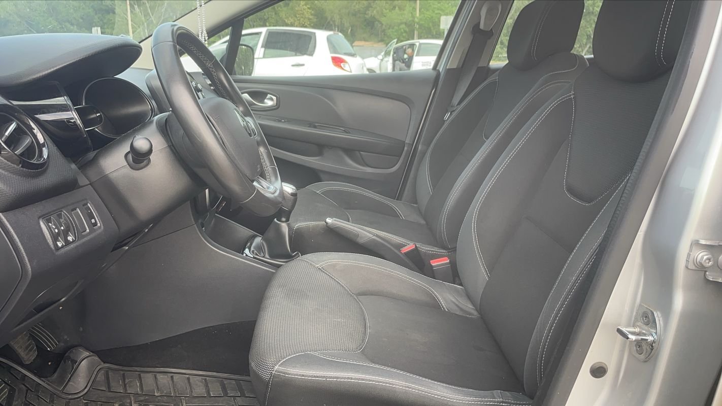 Renault Clio - Photo 26