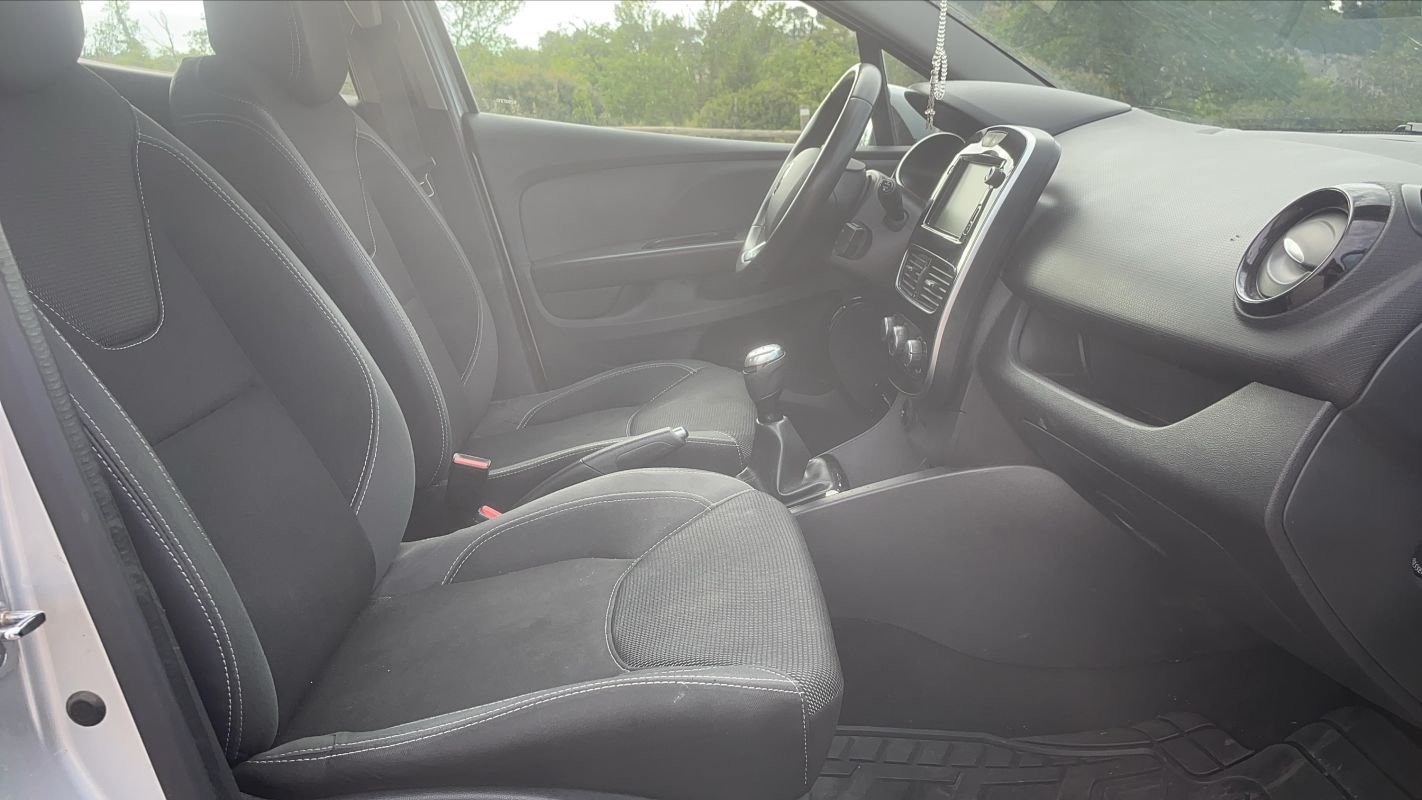 Renault Clio - Photo 27