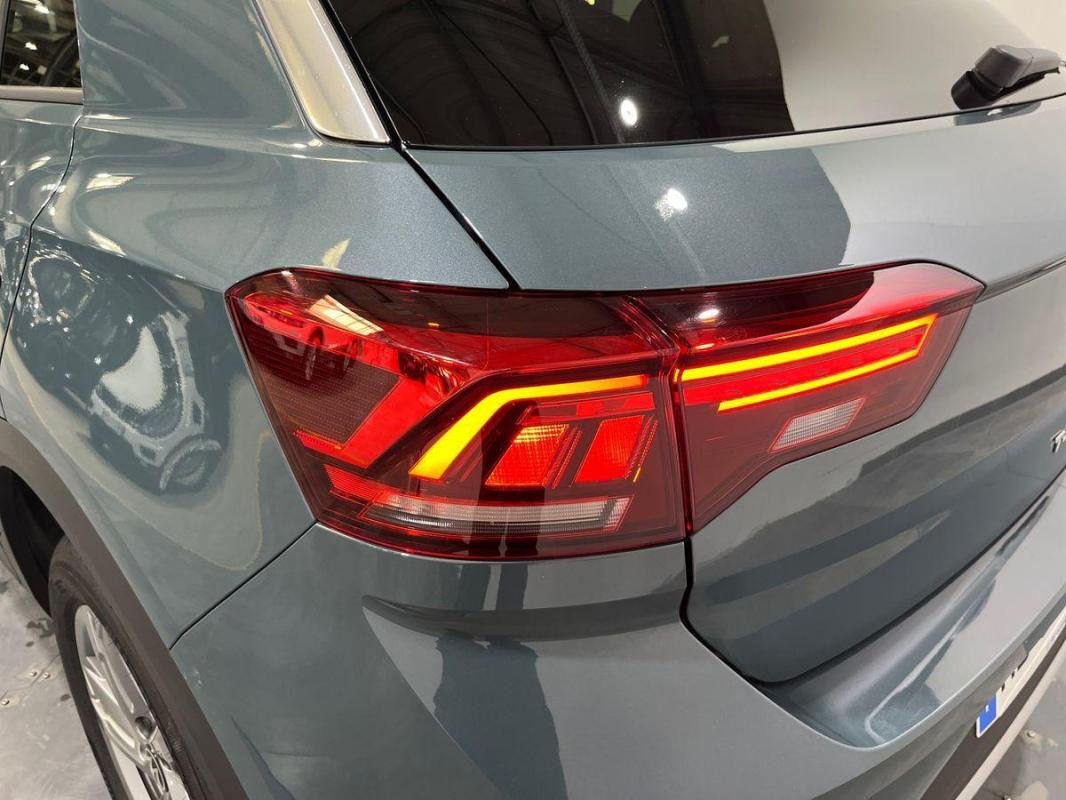 Volkswagen T-Roc - Photo 30