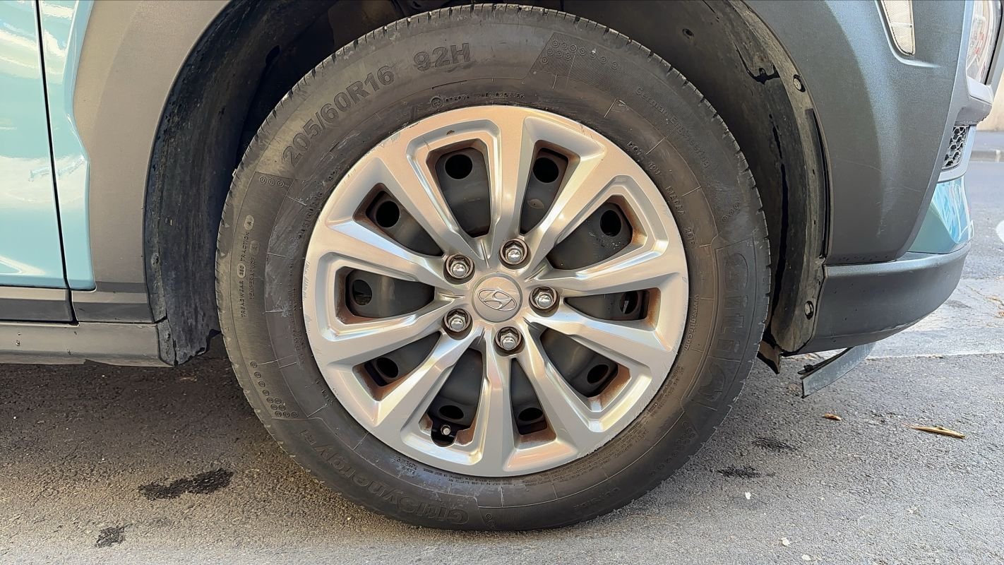 Hyundai Kona - Photo 17