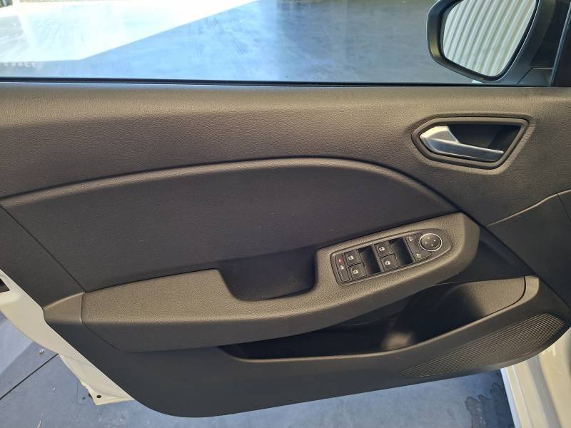 Renault Clio - Photo 14