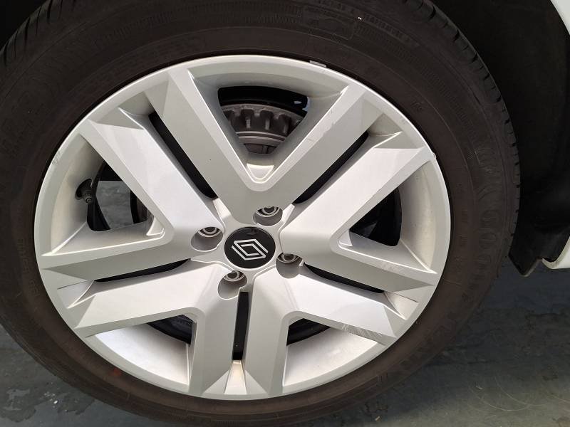 Renault Clio - Photo 31