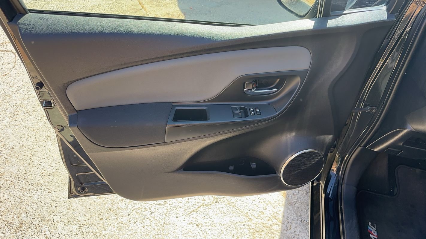 Toyota Yaris - Photo 7