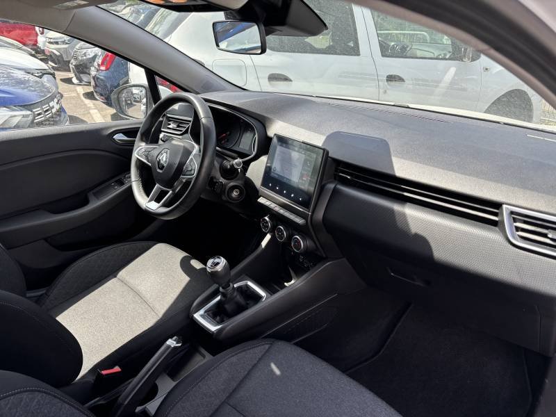 Renault Clio - Photo 25