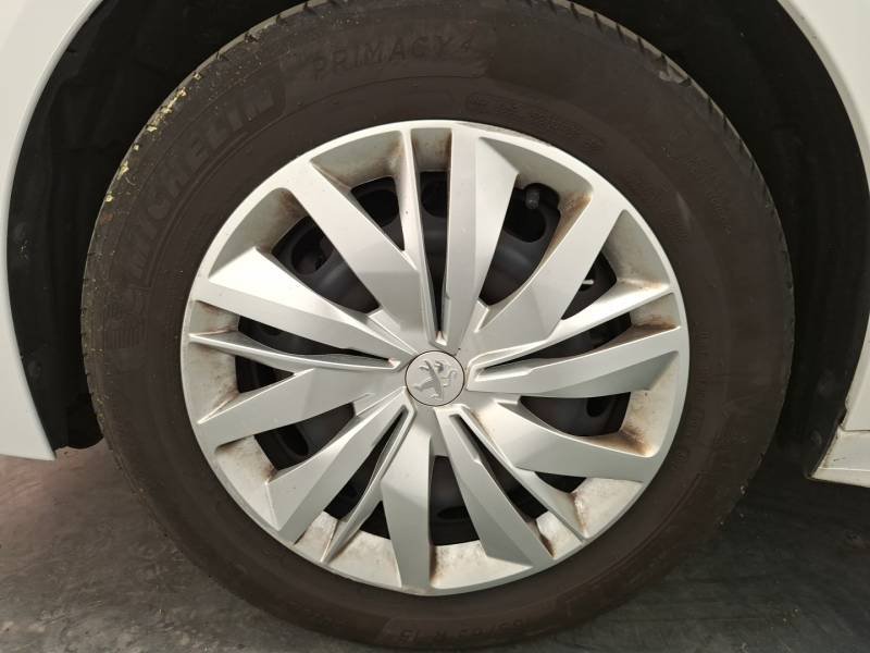 Peugeot 208 affaire - Photo 13