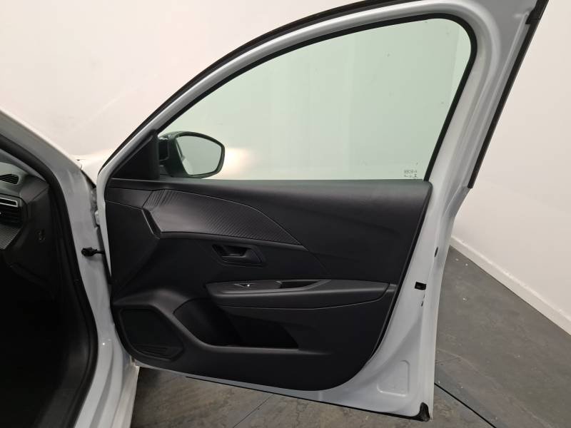 Peugeot 208 affaire - Photo 27