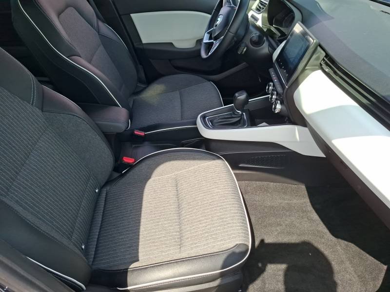 Renault Clio - Photo 21