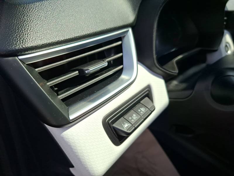 Renault Clio - Photo 23