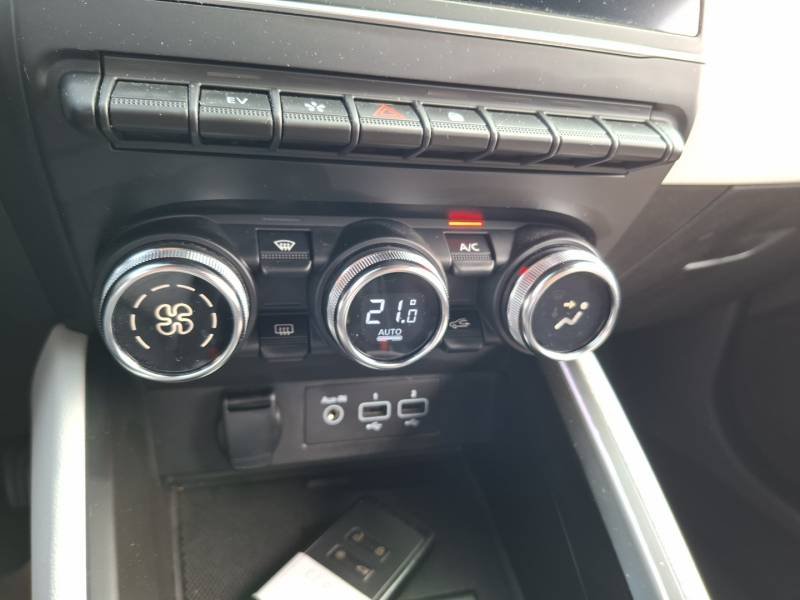Renault Clio - Photo 30