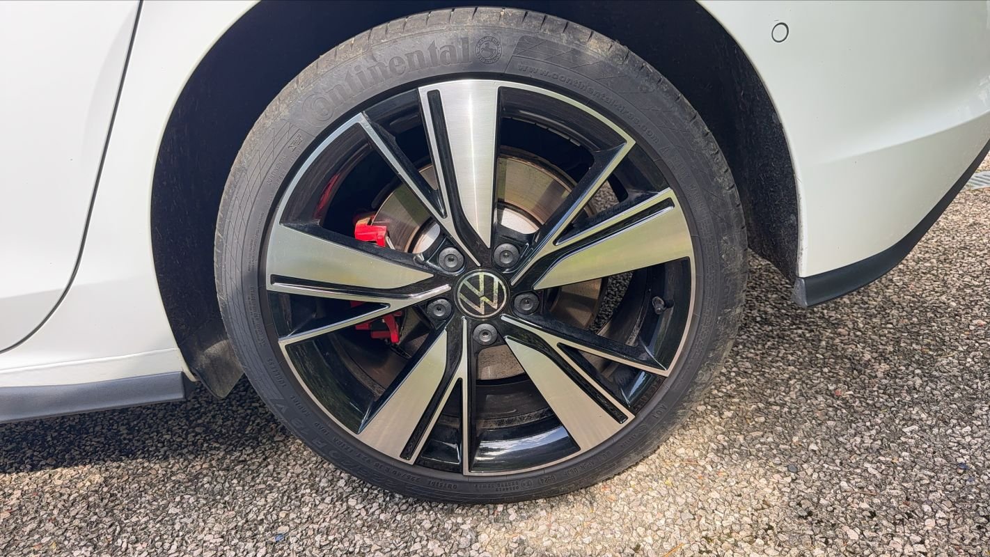 Volkswagen Golf - Photo 19