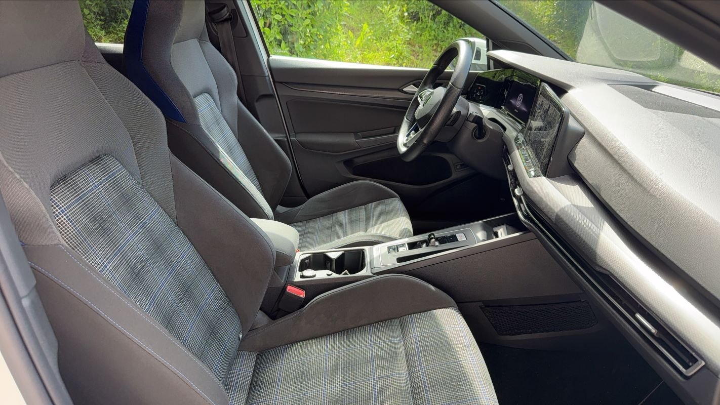 Volkswagen Golf - Photo 25