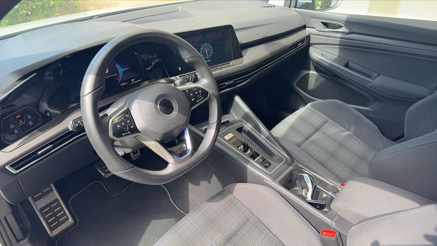Volkswagen Golf - Photo 8