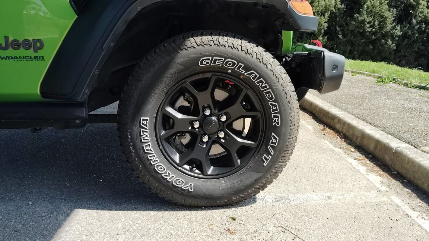 Jeep Wrangler - Photo 17