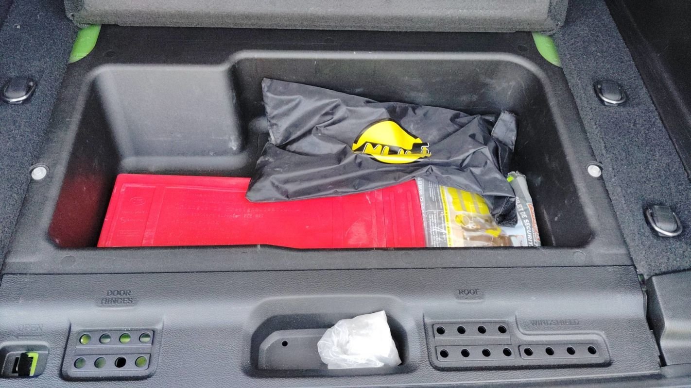 Jeep Wrangler - Photo 25