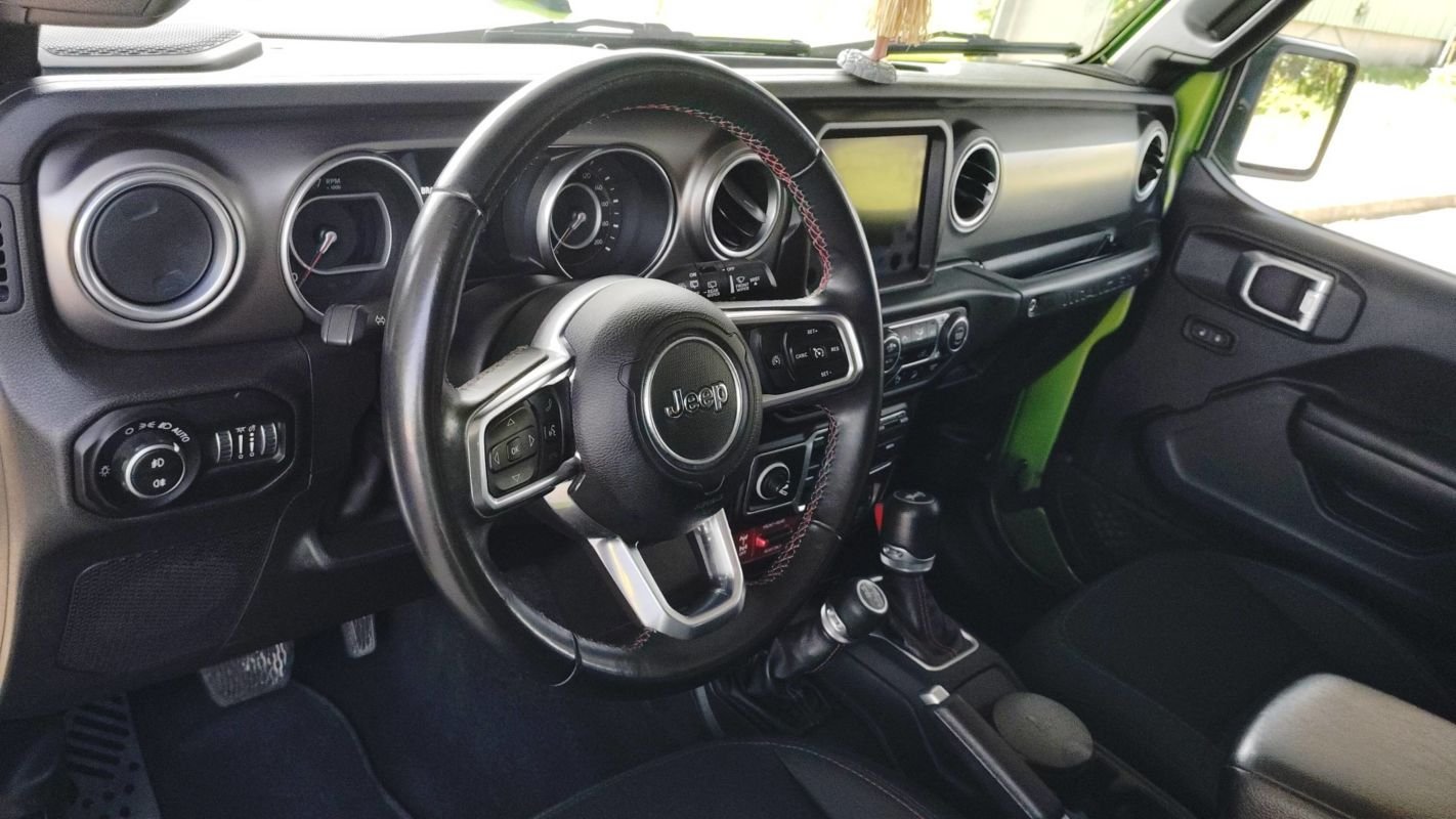 Jeep Wrangler - Photo 8