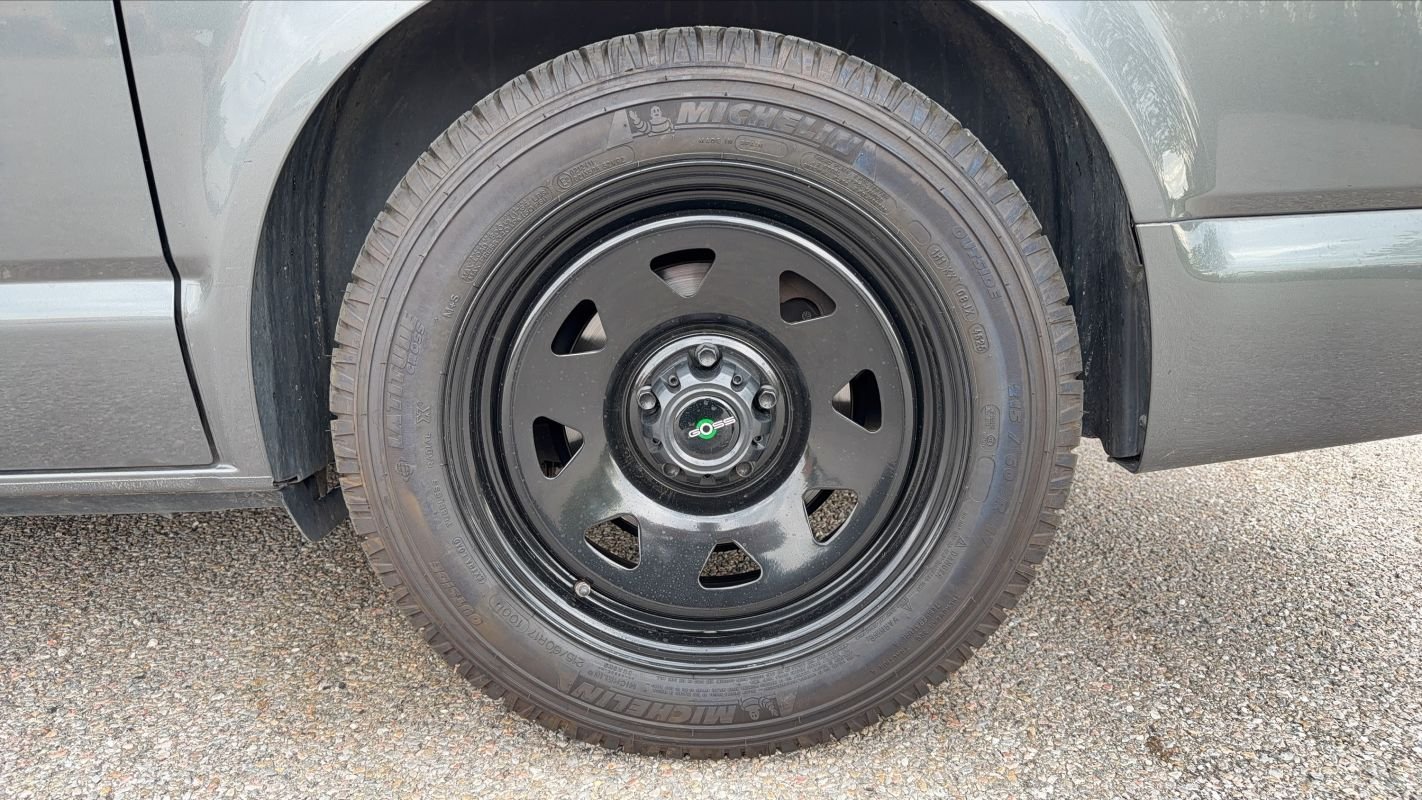 Volkswagen Transporter - Photo 19