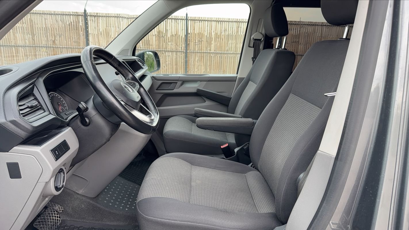 Volkswagen Transporter - Photo 26