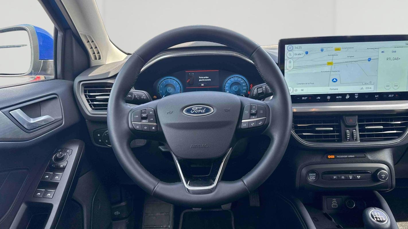 Ford Focus - Photo 10