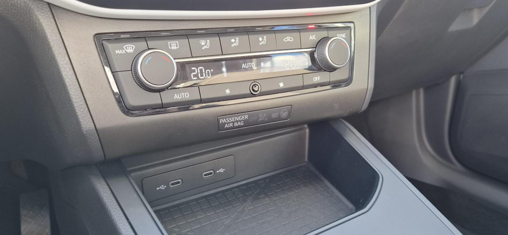 Seat Ibiza - Photo 15