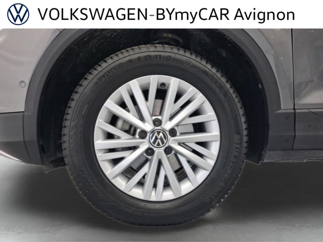 Volkswagen T-Roc - Photo 17