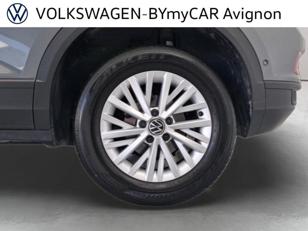 Volkswagen T-Roc - Photo 18