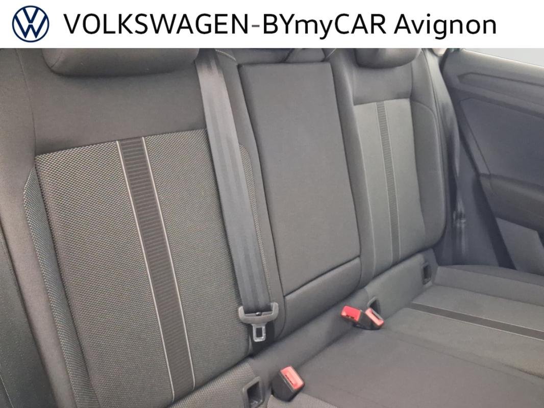 Volkswagen T-Roc - Photo 26