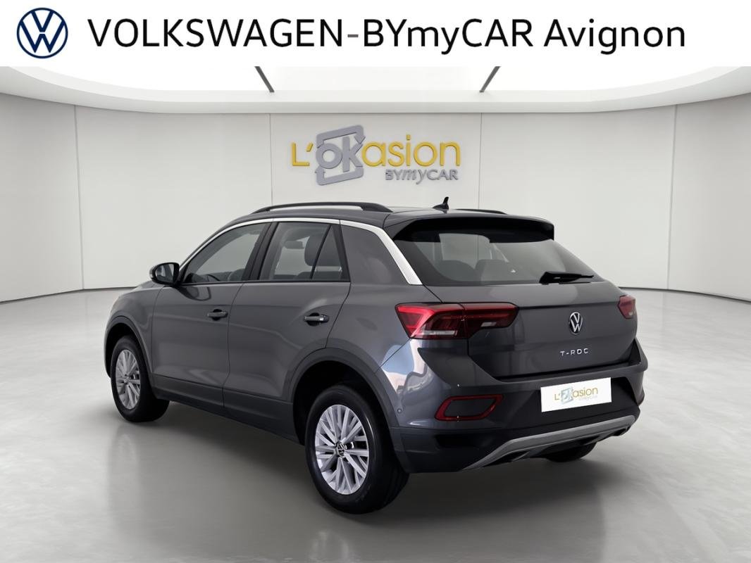 Volkswagen T-Roc - Photo 3