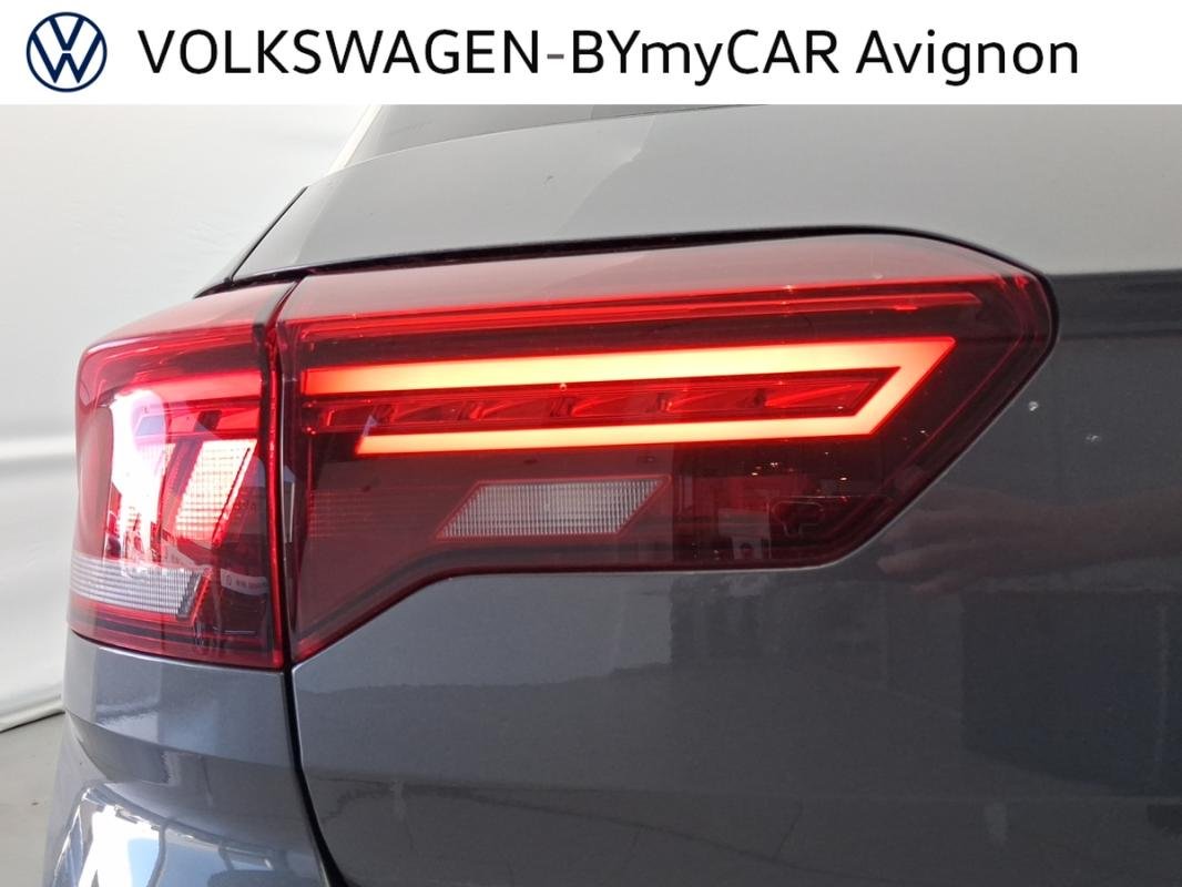 Volkswagen T-Roc - Photo 35