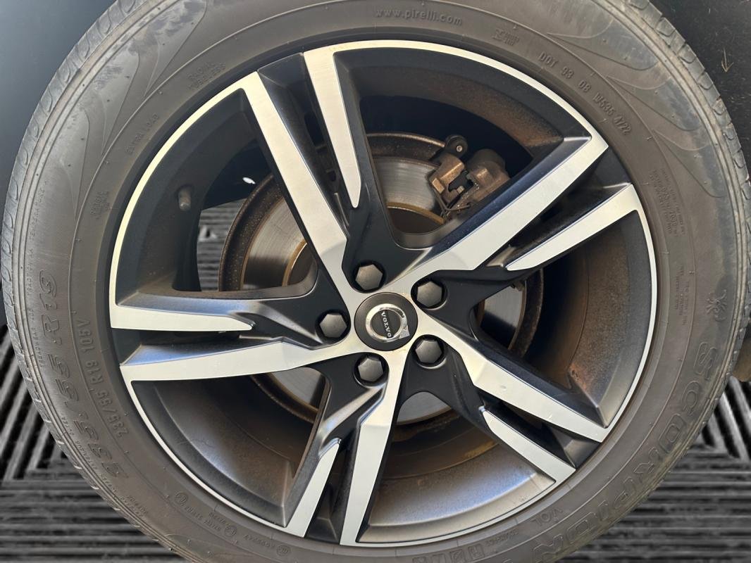 Volvo XC60 - Photo 23