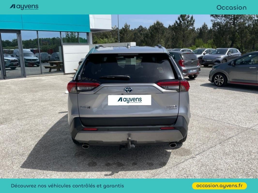Toyota RAV4 - Photo 12