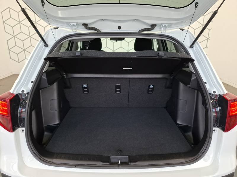 Suzuki Vitara - Photo 13