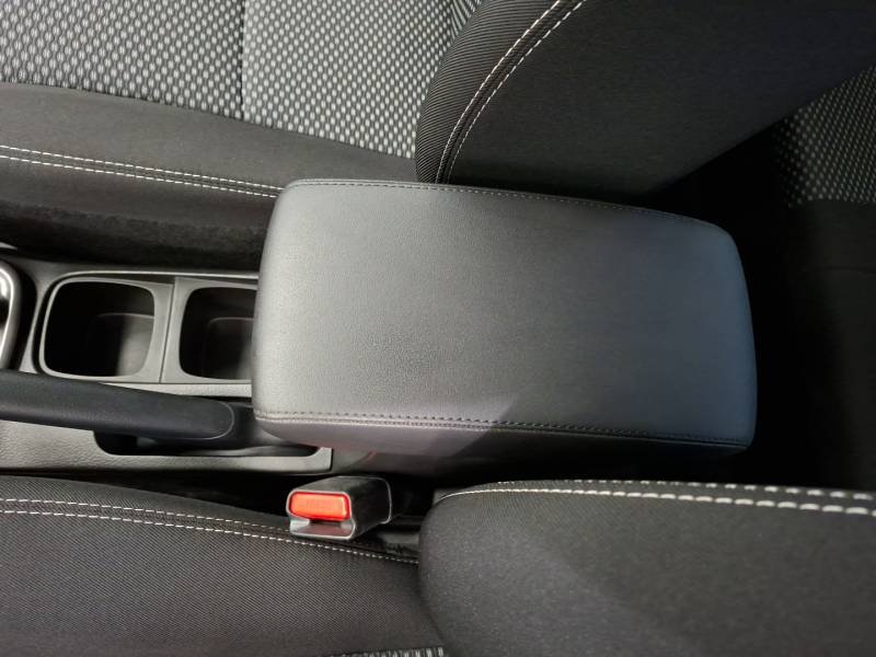 Suzuki Vitara - Photo 20