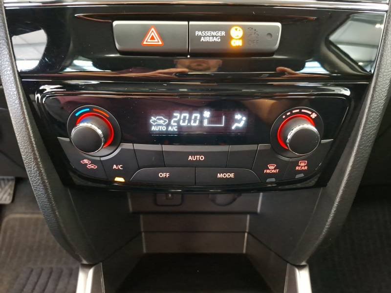 Suzuki Vitara - Photo 24