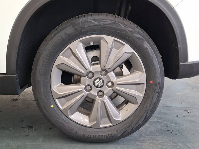 Suzuki Vitara - Photo 6