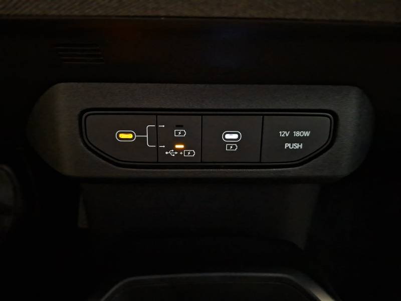 Kia EV4 - Photo 31