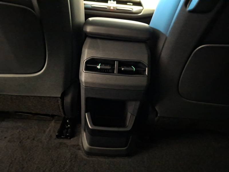 Kia EV4 - Photo 41