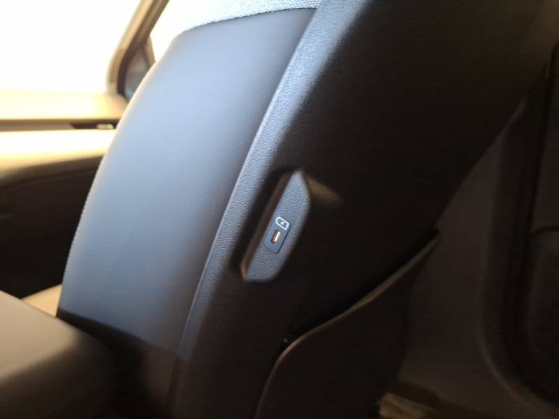 Kia EV4 - Photo 42