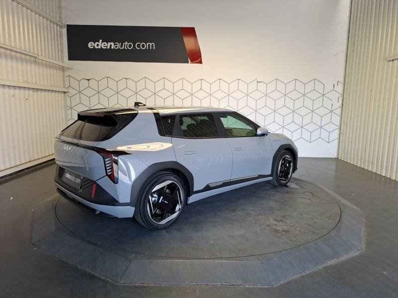 Kia EV4 - Photo 5