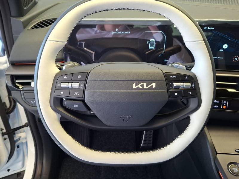 Kia Sportage - Photo 24
