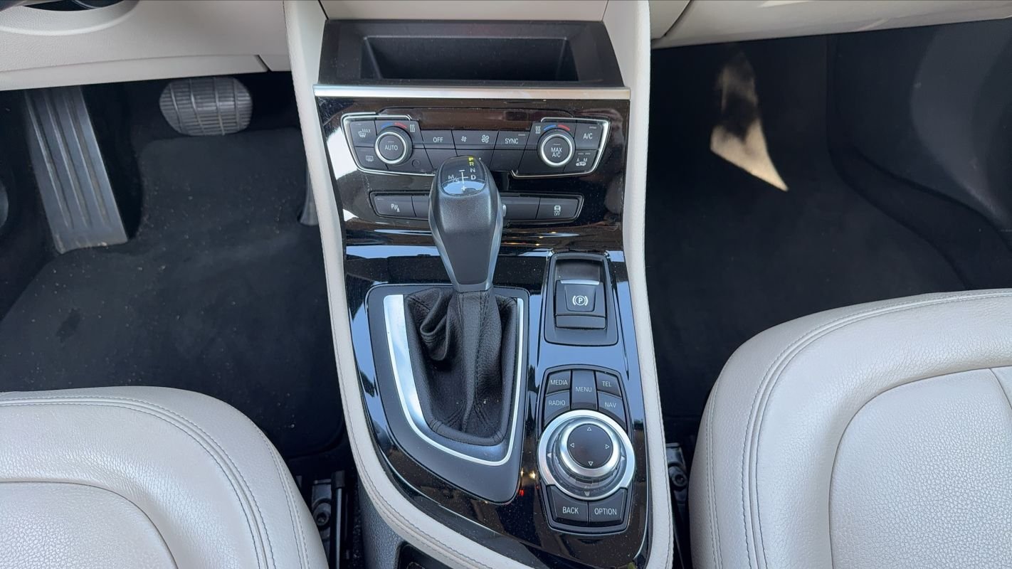 BMW Serie 2 Active Tourer - Photo 13