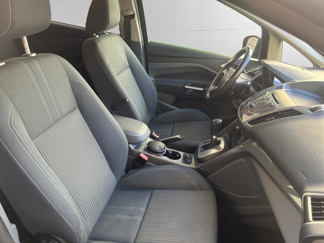 Ford C-Max - Photo 17