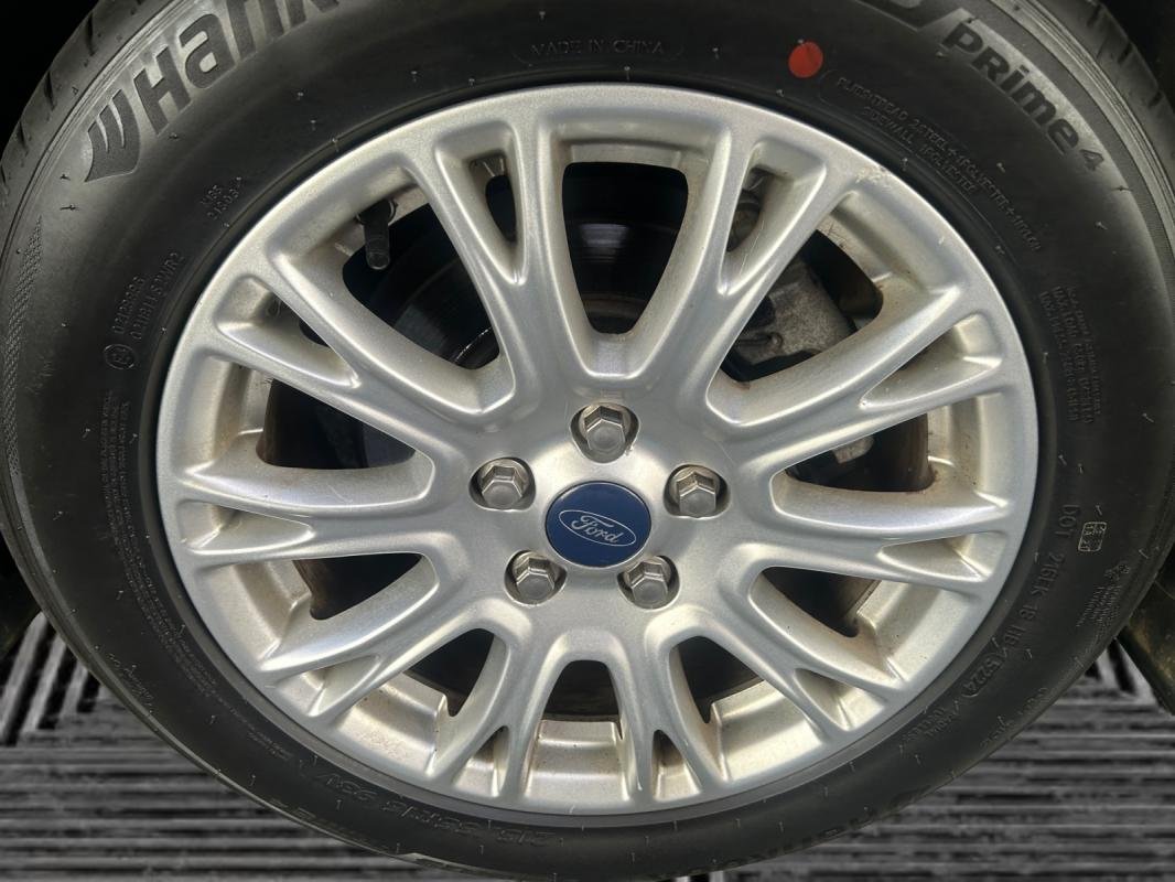 Ford C-Max - Photo 18