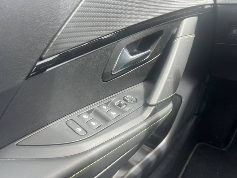 Peugeot 208 - Photo 28