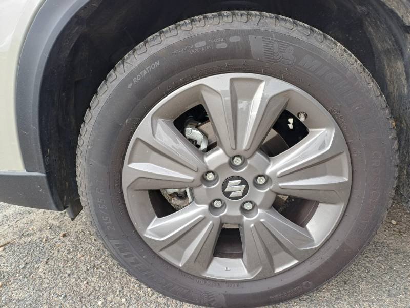 Suzuki Vitara - Photo 11