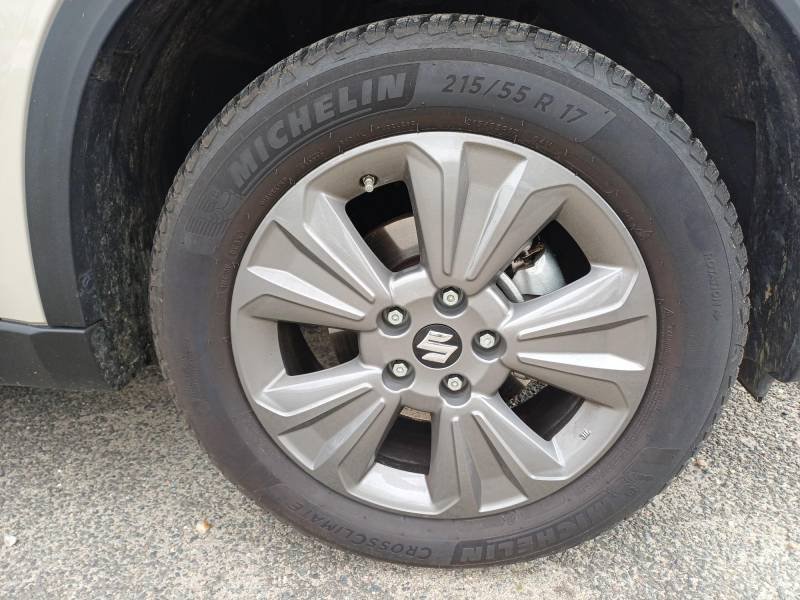 Suzuki Vitara - Photo 12