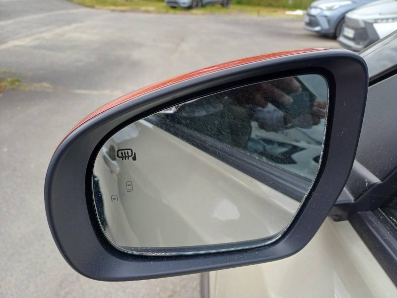 Suzuki Vitara - Photo 9