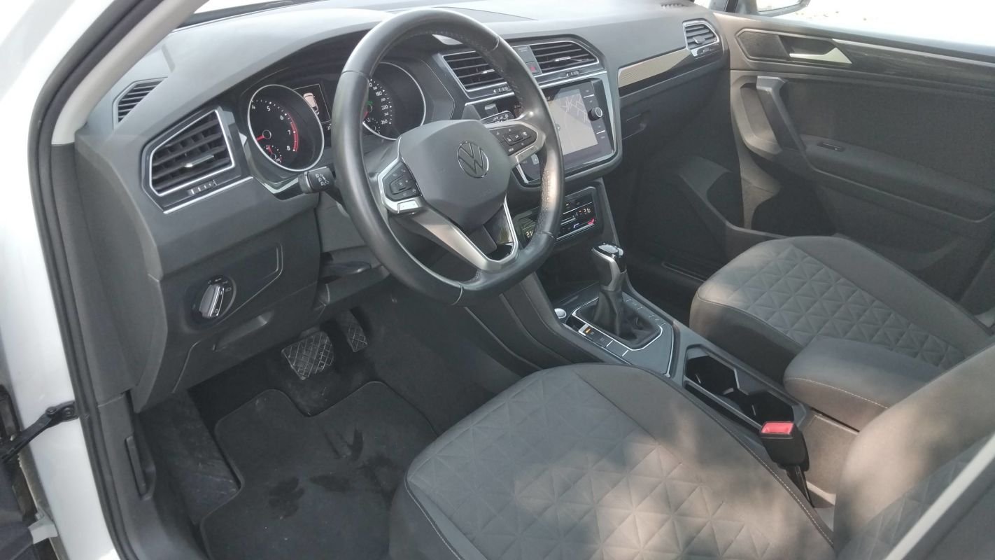 Volkswagen Tiguan - Photo 8