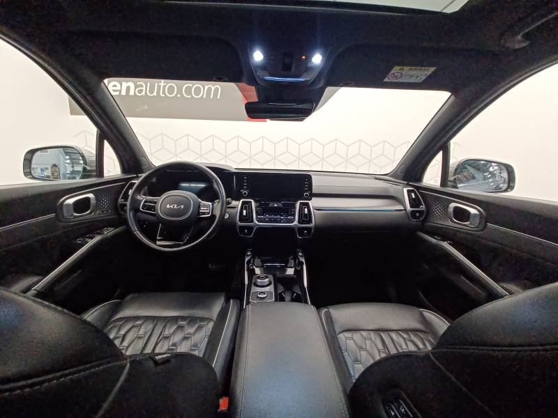 Kia Sorento - Photo 11